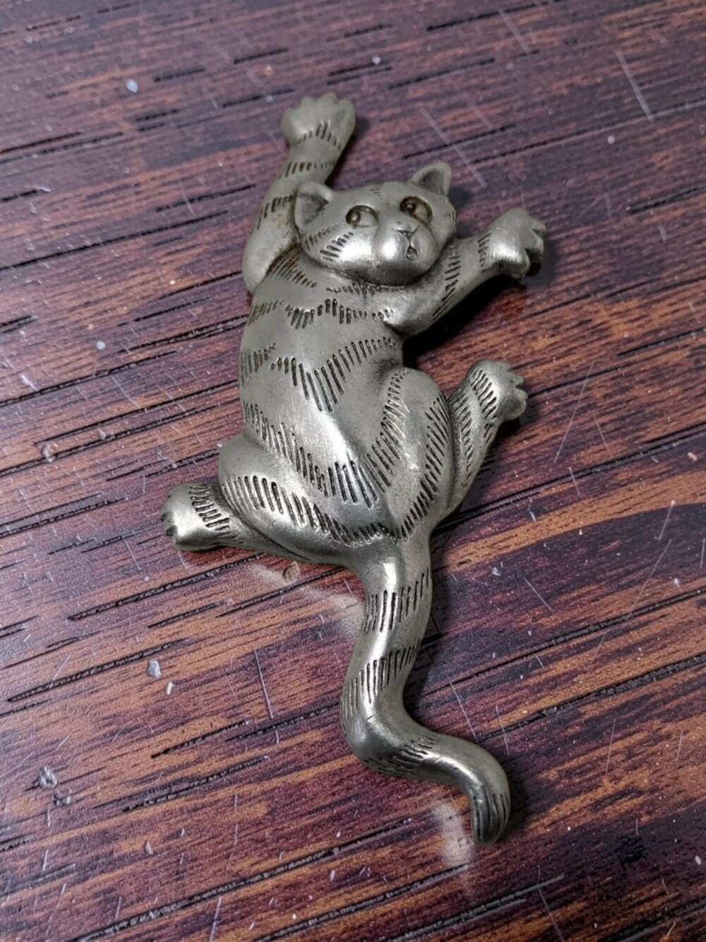 Vintage Signed JJ Jonette Pewter Climbing Cat Brooch/Pin